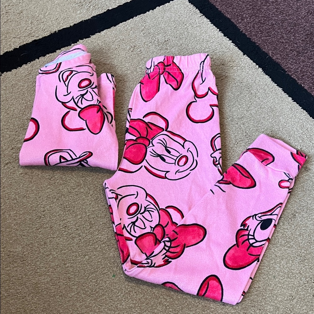 ❤️🎀Adorable Minnie Mouse Pajamas / Size 8 Girls